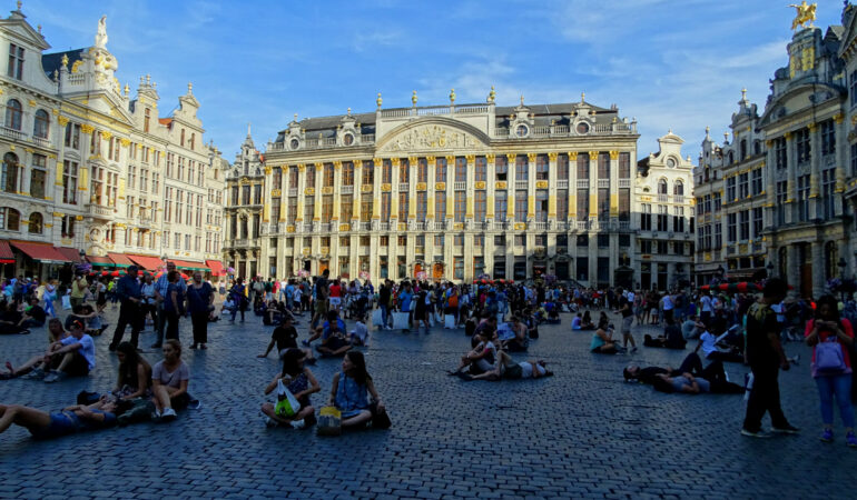 Brüssel – Stadtrundgang, Fritten-Test und jede Menge belgische Waffeln