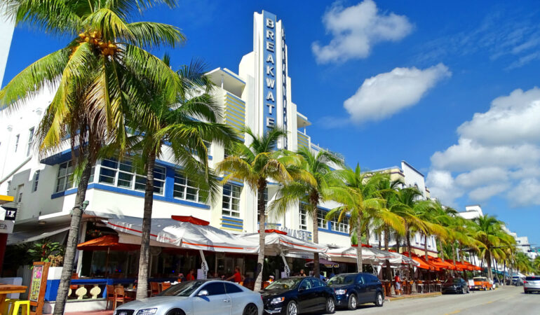 Miami Beach – Der perfekte Tag mit Strand, Speedboot und Food-Tour